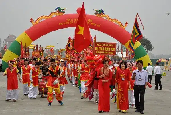 Lễ hội đền Hùng Phú Thọ