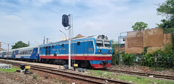 Giá vé tàu hoả 5 sao Sài Gòn Đà Nẵng